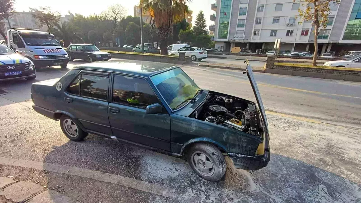 Aydın’da Seyir Halindeki Otomobilde Yangın Çıktı