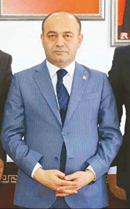 Özgür Karabat